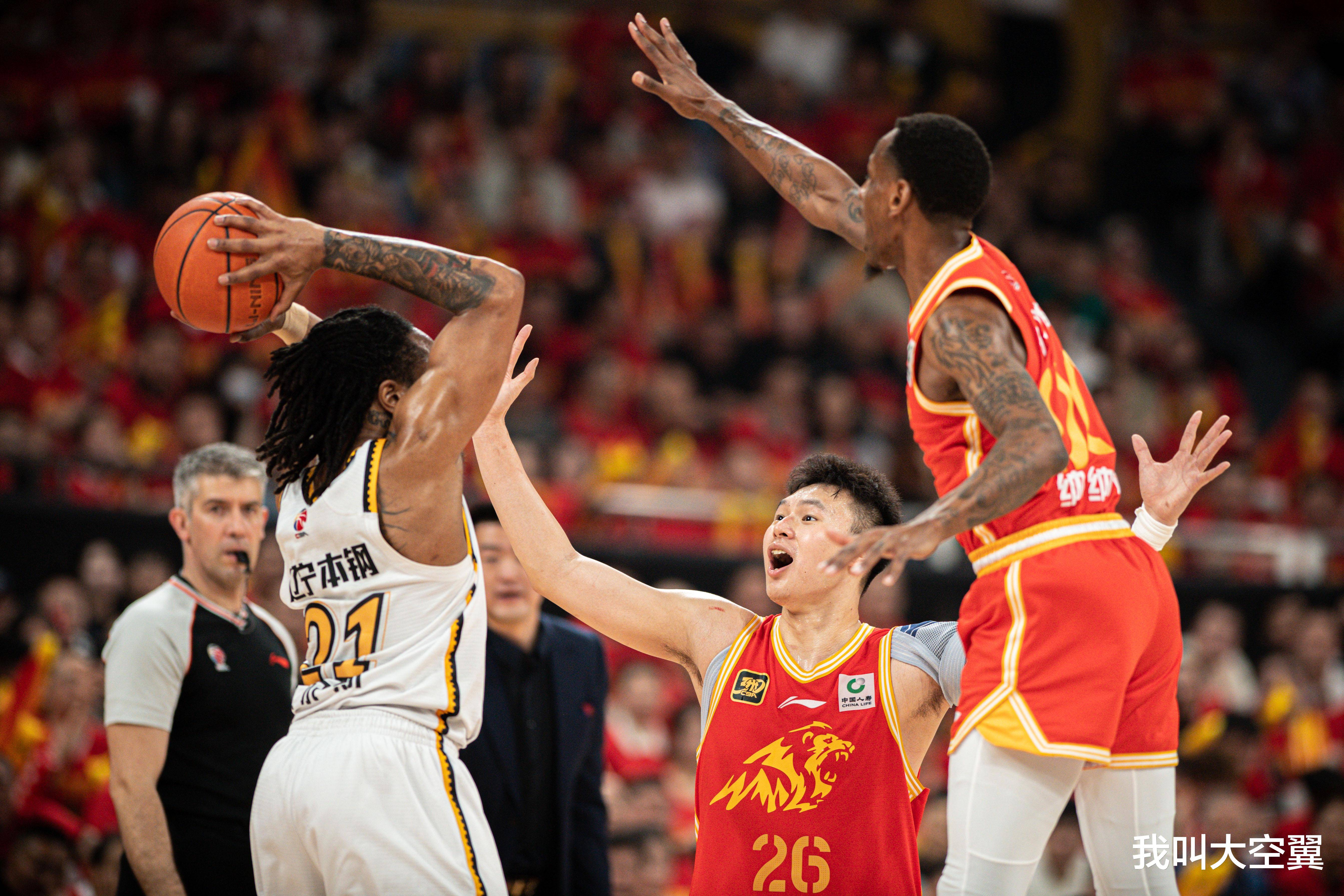 辽宁队再获胜利，强势冲刺季后赛()  第1张