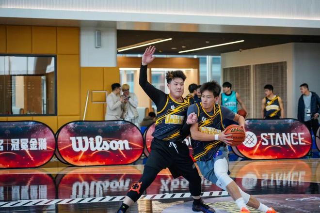 世锦赛篮球赛事进入白热化，球队依旧拼搏()  第1张