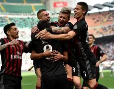 意大利足球比赛采取新的规则，得到球迷支持()  第1张